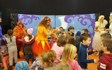 Dječji vrtić - Predstava „Čudesna svjetlost vilinskog svijeta“