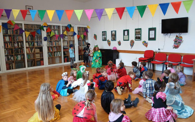 Dječji vrtić - Maškarni susret u Vinkuranu: Skupina “Ježići” ugostila prijatelje “Premsiće”